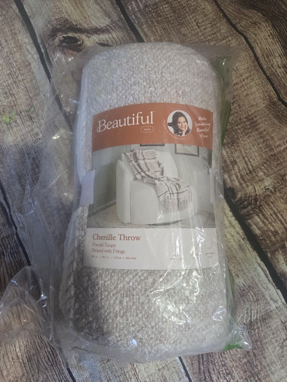 Beautiful Chenille Throw Blanket in Taupe